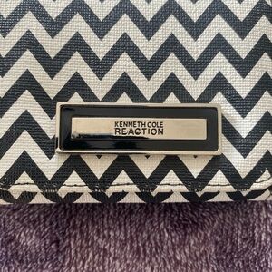 Kenneth Cole Reaction Chevron Clutch in Black and White